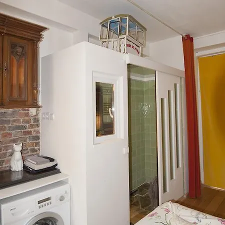 B&B Chez Bernard 몽트뢰유